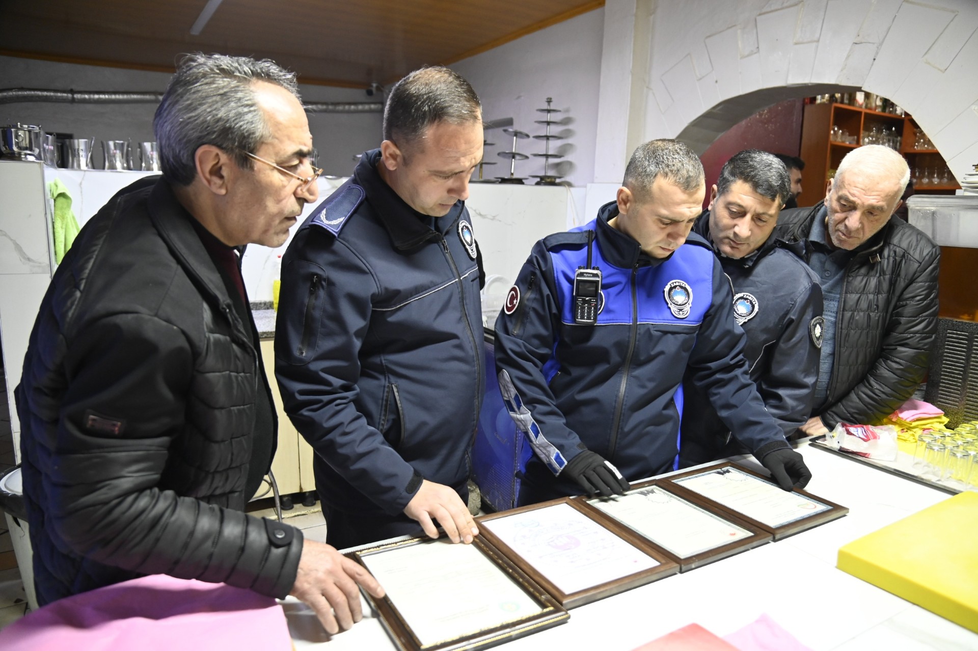 Büyükşehir, Denetimlerine Yılın İlk Saatlerinde de Devam Etti