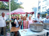MERHUM FERDİ ZEYREK VE ŞEHİTLERİN ANISINA AŞURE HAYRI