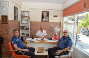 KULA İLÇE EMNİYET MÜDÜRÜ DENGE GAZETESİNİ ZİYARET ETTİ